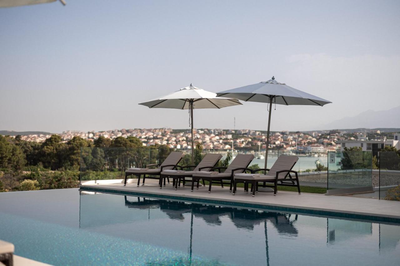 נובליה Aparthotel Joel מראה חיצוני תמונה