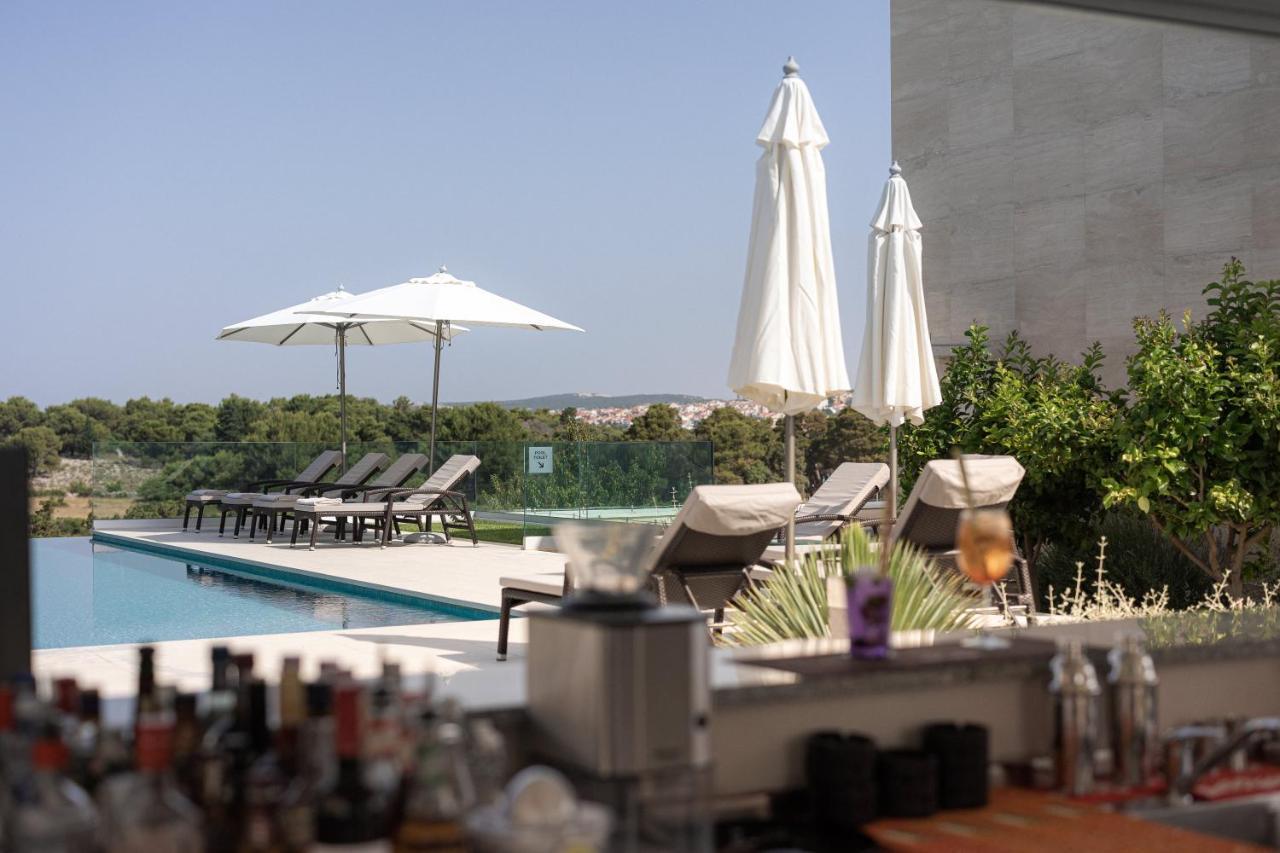נובליה Aparthotel Joel מראה חיצוני תמונה